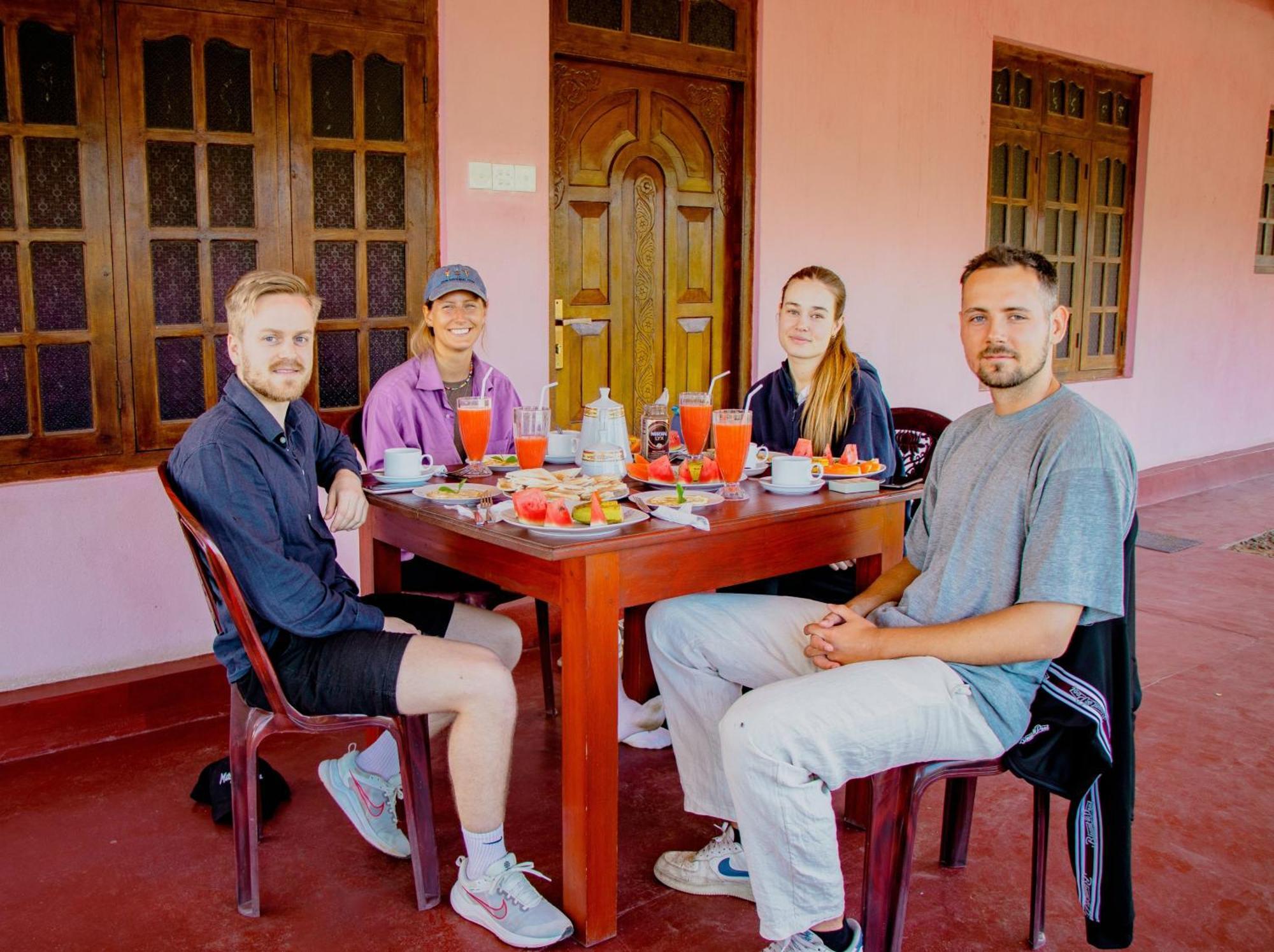 Nine Arch Homestay Ella Extérieur photo